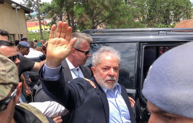 Resultado de imagem para Juiz determina que Lula seja transferido para presÃ­dio em TremembÃ©, no interior de SP