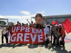 1339698094848-greve-professores