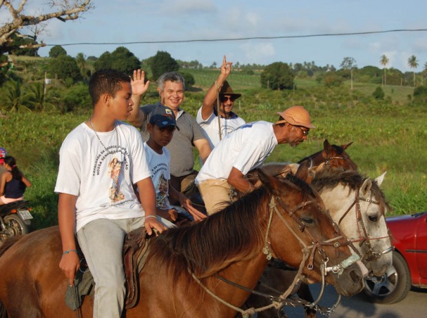 O prefeito Marcelo Rodrigues prestigiou o evento e foi saudado pela população