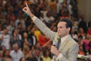 absurdo!-culto-em-igreja-evang