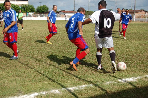 Os-jogos-do-campeonato-de-Alhandra-entram-na-reta-final