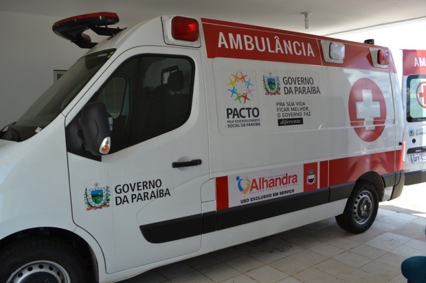 Ambulância de Alhandra que foi adquirida através do Governo do Estado