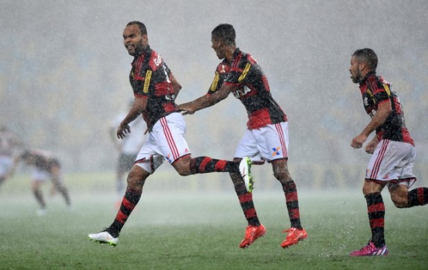 flamengo-x-vasco---alecsandro-comemora-gol-2_andre-durao