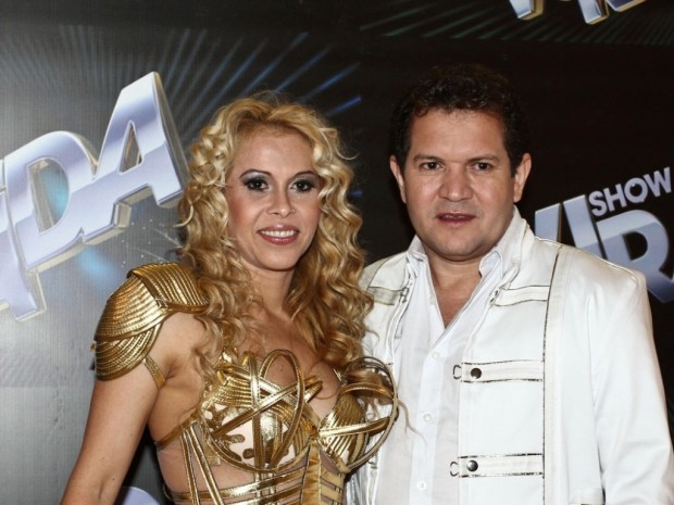 joelma-e-chimbinha-no-segundo-dia-de-gravacao-do-show-da-virada-no-credicard-hall-em-sao-paulo-281112-1354153251491_1024x768