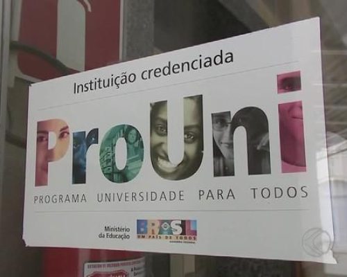 Lei que amplia Prouni para estudantes de escolas privadas é sancionada