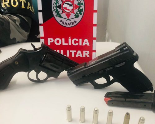 Polícia prende cinco suspeitos de tráfico de drogas em Campina Grande